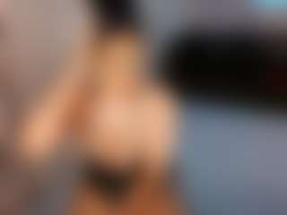 Desire Rodriguez's Live Sex Cam Show