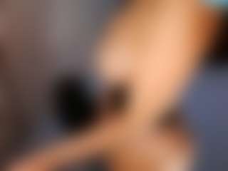 Desire Rodriguez's Live Sex Cam Show