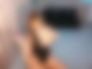 Desire Rodriguez's Live Sex Cam Show