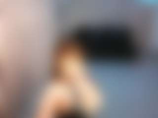 Live cam show with Desire Rodriguez - Bedroom Curvy on live18s.com
