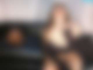 Live cam show with Desire Rodriguez - HD Toys on googirlz