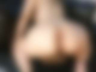Desire Rodriguez's Live Sex Cam Show