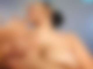 Desire Rodriguez's Live Sex Cam Show