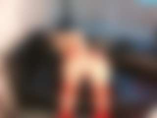 Desire Rodriguez's Live Sex Cam Show