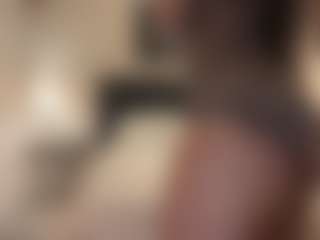 Live cam show with Desire Rodriguez - Wet on Camsoda