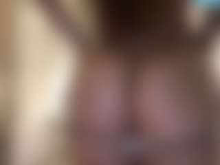 Desire Rodriguez's Live Sex Cam Show