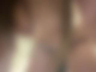 Desire Rodriguez's Live Sex Cam Show