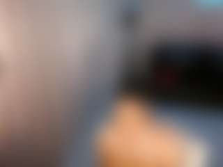 Live cam show with Desire Rodriguez - BBW Shaved Pussy on Soda Cam