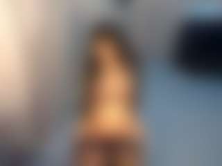 Desire Rodriguez's Live Sex Cam Show