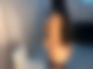 Live cam show with Desire Rodriguez - BBW on friskycurves.com