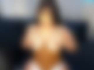 Live cam show with Desire Rodriguez - Blowjob on Camsoda
