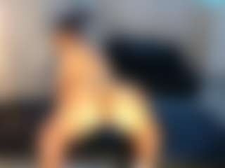 Desire Rodriguez's Live Sex Cam Show