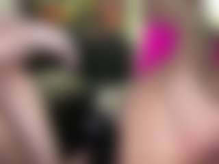 Live cam show with Isis Love - Pornstar MILF on Dare Cams