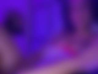 Live cam show with Isis Love - Bdsm MILF on Livezox