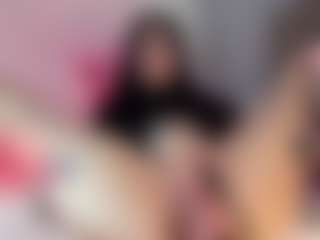 Live cam show with EFFY - Petite on parknlotfishbdy