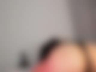 Live cam show with EFFY - Brown Hair on MyBangCams