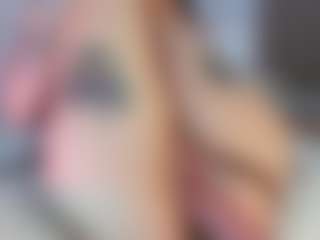 Live cam show with EFFY - Full Nudity on studioflirtlive.com