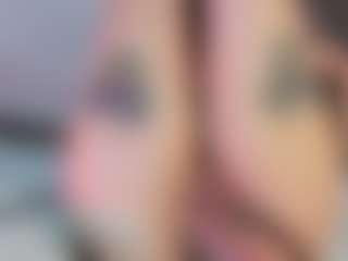 Live cam show with EFFY - Oil on studioflirtlive.com