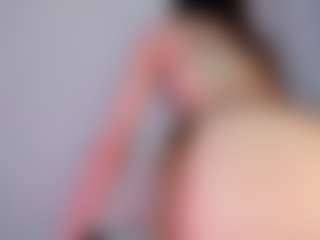 Live cam show with EFFY - Bikini on livesexfox.com