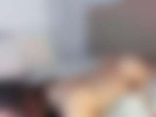 Live cam show with EFFY - Small Tits on camtv
