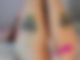 Live cam show with EFFY - Big Ass on Gym Cam Girls