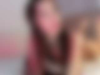 Live cam show with EFFY - Brown Hair on StripNow