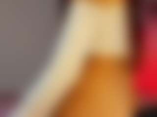 Live cam show with EFFY - Striptease on AdultVida.com