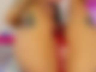 Live cam show with EFFY - Natural on Camsoda