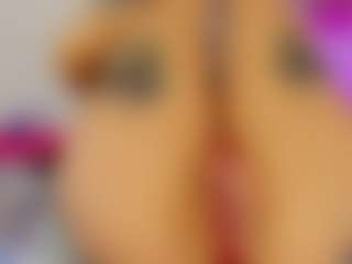 Live cam show with EFFY - Full Nudity on Camsoda