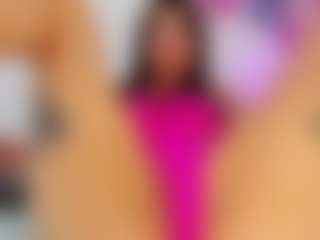 Live cam show with EFFY - Latina on Camsoda | colombia