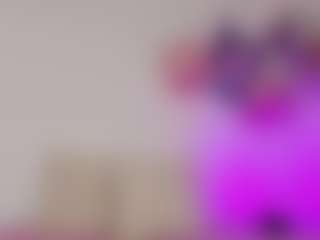 Live cam show with EFFY - Bikini on CamwithHer