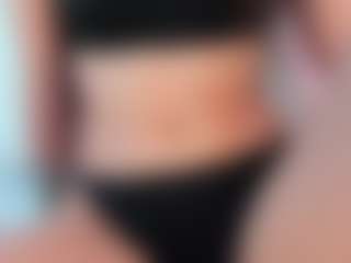 Live cam show with EFFY - Fingers on Hubzter Live