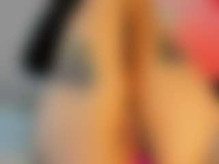 Live cam show with EFFY - Brown Hair Petite on Camiplay Live