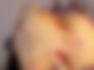 Live cam show with EFFY - Blowjob Lovense on Camsoda