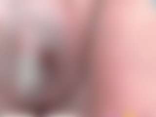 Live cam show with Tyffanny-Evans - Gape on friskycurves.com