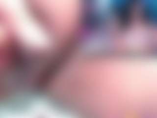 Live cam show with Tyffanny-Evans - White on StripNow | colombia