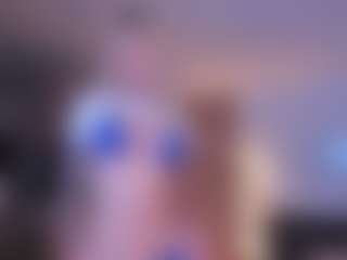 Live cam show with nikollmonroy - Flashing on Dolls Live