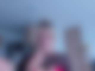Live cam show with nikollmonroy - Smoking on SxyPornLive