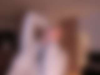 Live cam show with nikollmonroy - Fingers on Camsoda