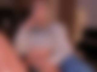 Live cam show with nikollmonroy - Fingers on Camsoda