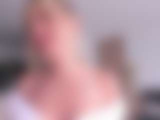 Live cam show with nikollmonroy - Shaved Pussy on Dolls Live