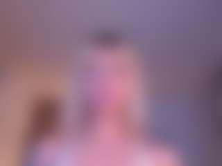Live cam show with nikollmonroy - Smoking on googirlz