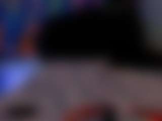 Live cam show with Molly - Bikini on StripNow