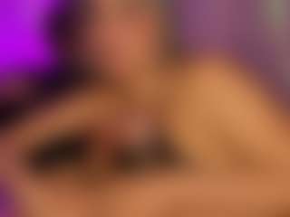 Live cam show with Vicky and Russel - HD on Camsoda