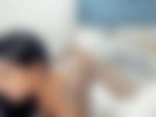 Live cam show with Sophia Lopeez - Curvy on camtv