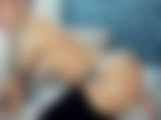 Live cam show with Sophia Lopeez - Toys on Hubzter Live