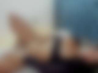 Live cam show with Sophia Lopeez - Cum Curvy on AdultVida.com