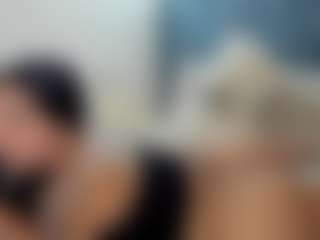 Live cam show with Sophia Lopeez - Amateur on AdultVida.com