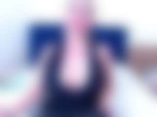 Ella MILF webcam performer live streaming