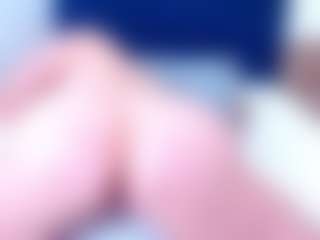 Live cam show with Ella - Latina MILF on fapnchat | colombia